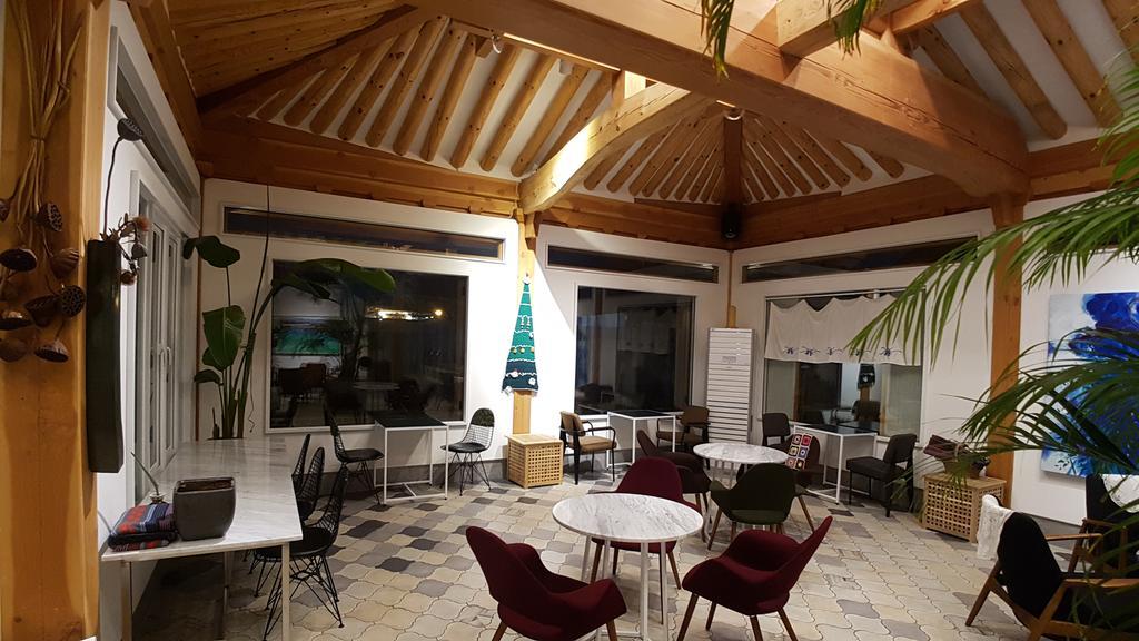 Ohnewwall Guesthouse Jeonju Exterior foto